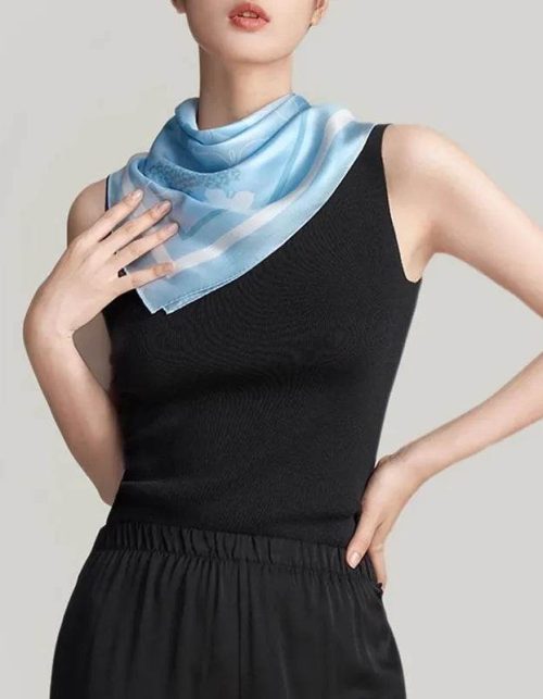 100% Mulberry Silk Luxury Square Silk Scarf Dreamy Jiangnan Design 68 x 68 Cm